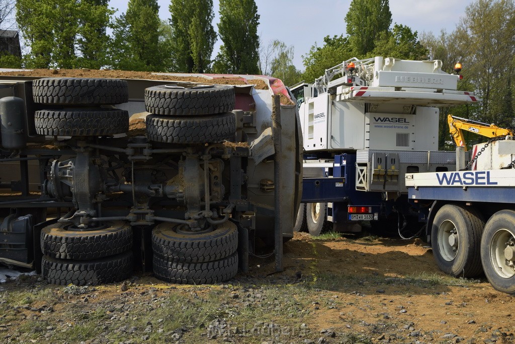 Schwerer VU LKW Zug Bergheim Kenten Koelnerstr P397.JPG - Miklos Laubert